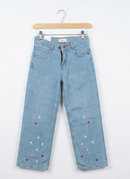 Girls Embroidered Wide-Leg Denim Pant ✨